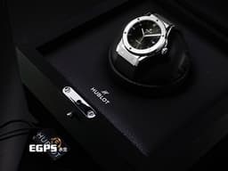 HUBLOT 宇舶 Classic Fusion Chronograph 42 經典融合 542.NX.8970.RX<font color="#f2c982">&nbsp;</font>不鏽鋼材質&nbsp;<font color="#058703">綠色太陽紋面盤</font> <font color="#ff0000">2026年電子保單&nbsp;</font>自動上鍊 42mm