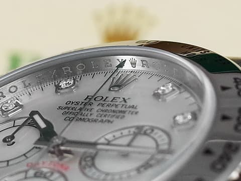 ROELX 勞力士 Cosmograph Daytona 宇宙計時型 迪通拿 116509 原廠鑽石時標&nbsp;珍珠貝母鑲鑽面盤&nbsp;計時碼表 18K白金材質 賽車錶 自動上鍊 40mm