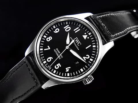 IWC 萬國 Schaffhausen Mark XVIII 馬克十八 飛行員 IW327001 經典款 防磁軟鐵內殼抗干擾提升精確度 自動上鍊 40mm