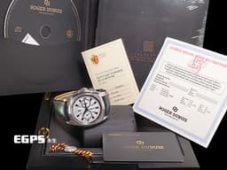 ROGER DUBUIS 羅杰杜彼 La Monegasque 玩家系列 RDDBMG0009 微型自動盤 86300 不鏽鋼材質 白色面盤 摺疊帶扣 計時碼錶 自動上鏈 <font color="#ff0000">2025年保卡 日內瓦印記</font>&nbsp;44mm