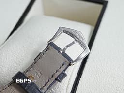 Patek philippe 百達翡麗 PP錶 Complications 複雜功能時計 Annual Calendar MoonPhases&nbsp;<font color="#4169e1">藍色漸變黑色日輝紋錶盤</font>&nbsp;5205G-013 年曆錶 月相盈虧 日夜顯示 18K白金材質 <font color="#FF0000">2025年保單</font>&nbsp;5205 G 自動上鍊 40mm