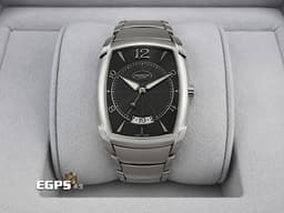 ParmigianiFleurier帕瑪強尼 Kalpa系列 PF011949.03 <font color="#7a91bd">不鏽鋼材質 銀白色阿拉伯數字與柱狀時標 曜石黑色面盤 璣鏤雕花紋路</font>&nbsp; 自動上鏈 46.6 x 34mm