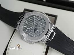 Patek Philippe 百達翡麗 PP錶 Nautilus Moonphase 金鷹 鸚鵡螺 5712G 小秒針 動能顯示 月相盈虧 5712 G 搭配Rubber B黑色橡膠錶帶 18K白金 <font color="#ff0000">一代經典 絕版日內瓦印記機芯</font> 自動上鍊 43x38mm