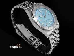 TUDOR 帝舵 Black Bay 54 碧灣 Fifty-Four 79000 M79000-0001 <font color="#05f0f0">2025年最新款「湖水藍」沙質面盤</font>&nbsp;<font color="#05f0f0">鏡面磨光效果的無分鐘刻度錶圈</font>&nbsp;<font color="#FF0000">2025年保卡 最新「T-fit」快調錶扣</font> 潛水錶 自動上鏈 37mm