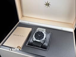 BVLGARI 寶格麗 Bulgari Octo Finissimo系列 103297 <font color="#4F4F4F">黑色霧面錶盤</font> 八角形多稜角設計錶框 小秒針 <font color="#9fdbe9">PT950 鉑金微型自動盤 超薄</font>&nbsp;不鏽鋼材質&nbsp;<font color="#FF0000">2026年保卡</font>&nbsp;自動上鍊 40mm