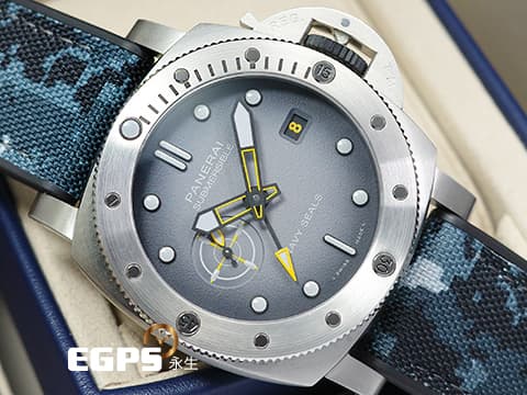 PANERAI 沛納海 Submersible GMT Navy SEALs PAM01323 漸層灰面盤 PAM1323 兩地時間 小秒針 三日鍊 不鏽鋼 2022年保卡 潛水錶 自動上鏈 44mm