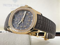 PATEK PHILIPPE 百達翡麗 PP錶 Aquanaut Luce 海底探險家 5268 <font color="#FFFF6F">無敵少見!!原鑲鑽石裱框!! 圓潤八角形錶圈 </font>5268/200R-010<font color="#C7C7E2">貴婦名媛首選~</font> <font color="#FF95CA">超少見優雅【巧克力格紋盤】 灰褐色面盤 18K玫瑰金材質 </font><font color="#FF0000"> 2025年保單</font> 自動上鍊 38.8mm
