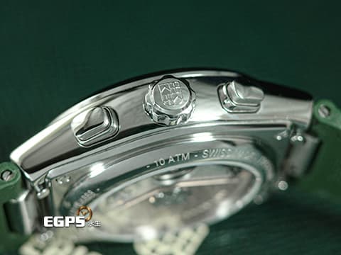 Frederique Constant 康斯登 Highlife Automatic Chronograph 雋雅系列 白熊貓面盤 計時碼表 FC-391SGR4NH6 不鏽鋼 &nbsp;2025年台灣公司貨&nbsp;快拆裝置 附原廠金屬錶帶 限量1888只&nbsp;自動上鍊 41mm