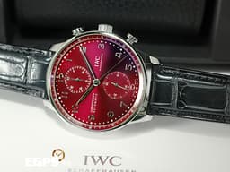 IWC 萬國 Portugieser Chronograph 經典 葡萄牙 系列 IW371616&nbsp;<font color="#bb0707">酒紅色放射紋面盤 大葡萄牙</font><font color="#ff0000">&nbsp;</font>計時碼錶&nbsp;不鏽鋼&nbsp;<font color="#FF0000">透明錶背款 2022年台灣公司貨</font> 自動上鍊 41mm