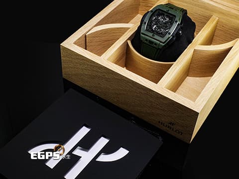 Hublot 宇舶 Spirit Of Big Bang Black Magic 42 大爆炸 靈魂系列 642.GX.5210.RX 深綠色拋光陶瓷材質 計時碼表 酒桶型 鏤空面盤 2025年電子保單 限量200支&nbsp;自動上鍊 42mm