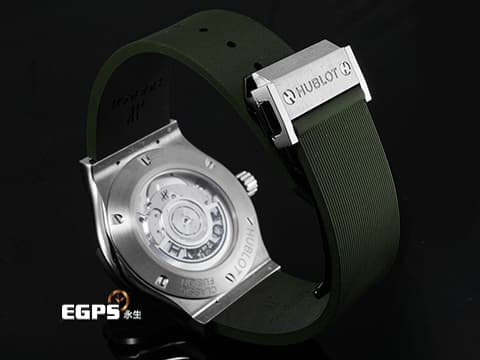 HUBLOT 宇舶 Classic Fusion Chronograph 42 經典融合 542.NX.8970.RX&nbsp;不鏽鋼材質&nbsp;綠色太陽紋面盤 2026年電子保單&nbsp;自動上鍊 42mm