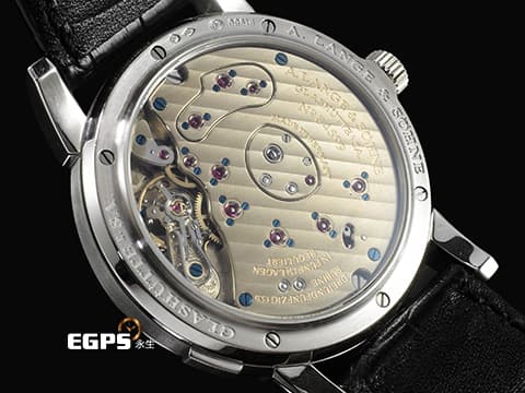 A.LANGE &amp; SOHNE 朗格 Lange 1 101.025 PT950 鉑金材質&nbsp;大日期窗 實心銀白色面盤、羅馬數字時標指針&nbsp;手上鍊 38.5mm