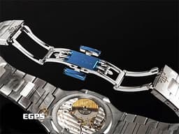 Patek Philippe 百達翡麗 PP錶 Nautilus 鸚鵡螺 5712/1A 金鷹 <font color="#49bcd7">漸層藍色面盤</font>&nbsp;不鏽鋼材質 鍊帶款<font color="#05f0f0">&nbsp;絕版停產款</font><font color="#fa00fa"> 屈指可數、不可思議的2026年1月保單</font><font color="#FF0000"> PP印記 動能顯示 月相盈虧 </font><font color="#FF0000">保有部分原廠膠膜 </font><font color="#fafa01">新型可微調錶扣</font>&nbsp;自動上鏈 40mm