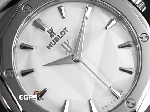 HUBLOT 宇舶 Classic Fusion 經典融合 ORLINSKI 聯名款 550.NS.2200.RW.ORL20 鈦金屬+不鏽鋼材質&nbsp;3D立體切面錶殼呈現鑽石般折射光澤&nbsp;大三針&nbsp;2025年保單 自動上鍊 40mm