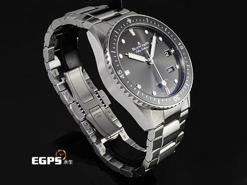 BLANCPAIN 寶鉑 五十噚系列 5071 1110 71S 不鏽鋼材質 鏈帶款&nbsp;灰色流星放射飾紋 年曆錶&nbsp;2024年保卡 台灣公司貨 錶友未使用蒐藏品 官方訂價：993,000元&nbsp;自動上鍊 43mm