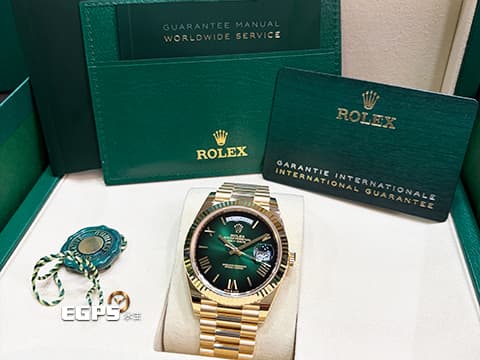 ROLEX 勞力士 DAY-DATE 40 蠔式 星期日曆型 228238 最新款 煙燻綠 漸變綠面盤 18K黃金材質 2026年木紋保卡 DD40 自動上鏈 40mm
