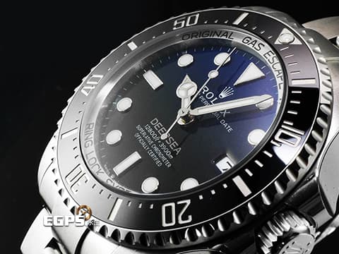 ROLEX 勞力士 Deepsea D-Blue 蠔式 海使者 136660 DB 深海 水鬼王 漸層藍面盤 136660DB 不鏽鋼材質 陶瓷錶圈 2026年保卡 保有原廠膠膜&nbsp;自動上鍊 44mm
