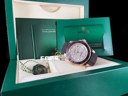 ROLEX 勞力士 Yacht-Master 40 蠔式 遊艇名仕型 126655 Pave <font color="#cadff0">原廠鑲鑽 滿天星面盤</font> 永恆玫瑰金 刻度陶瓷錶圈 <font color="#FF0000">2023年保單 新款3235機芯 Glidelock快調延展錶扣</font> 自動上鍊 40mm