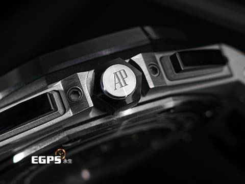 Audemars Piguet 愛彼 AP錶 Royal Oak Offshore 皇家橡樹 離岸型 PT950 鉑金材質錶殼 26411PO.OO.A002CR.01 黑色陶瓷框 經典黑色大型格紋面盤搭配藍色計時圈 計時碼表 26411 PO 限量20只 2018年保卡 自動上鍊 44mm