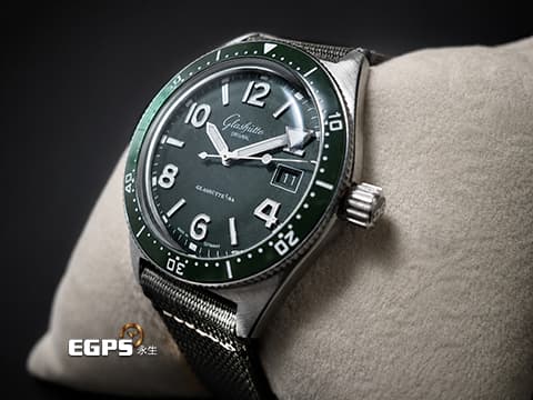 Glashütte Original 格拉蘇蒂 Spezialist 1-39-11-13-63-07 不鏽鋼材質  電鍍蘆葦綠色面板 細緻太陽紋 藍寶石水晶玻璃錶背&nbsp; 2026年&nbsp;自動上鍊 39.5mm