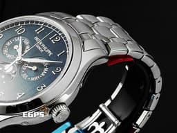 Patek philippe 百達翡麗 PP COMPLICATIONS 4947/1A 複雜功能時計 4947 不鏽鋼材質 鏈帶款 <font color="#05f0f0">藍色絲綢紋理面盤</font> <font color="#ff0000">2025年保單 新錶參考訂價：1,698,000元 保有部分原廠膠膜</font> 自動上鏈 38mm