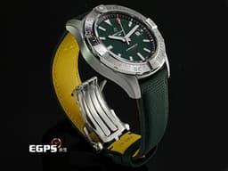 BREITLING 百年靈 Avenger 42 復仇者系列 A17328101L1X1 不鏽鋼材質&nbsp;<font color="#009100">綠色面盤</font>&nbsp;<font color="#FF0000">2025年保卡</font> 自動上鍊 42mm