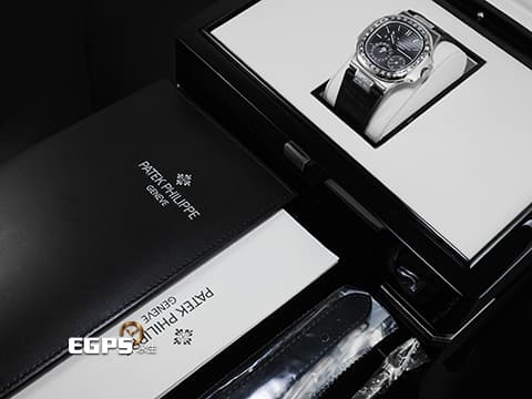 Patek philippe 百達翡麗 PP Nautilus 金鷹 鸚鵡螺 5712G 18K白金 灰色漸層面盤 精鑲鑽石錶圈、錶爾 2015年保單&nbsp;自動上鏈 43x38mm