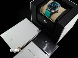 IWC 萬國錶 馬克二十飛行員系列<font color="#1daeed">&nbsp;</font><font color="#0bf9d1">Mercedes-AMG Petronas F1車隊 Mark XX特別版 馬石油綠色</font> IW328210 鈦金屬材質 5日動力儲存&nbsp;<font color="#FF0000">2026年保卡</font>&nbsp;自動上鍊 40mm