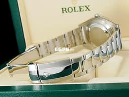 ROLEX 勞力士 DATEJUST II 116334 蠔式日誌型 銀灰色面盤 原鑲鑽石時標 白K金三角坑紋錶圈 <font color="#fa00fa">銀灰色面盤 原鑲鑽石時標</font>&nbsp;&nbsp;<font color="#FF0000">台灣公司貨</font> 自動上鍊 41mm