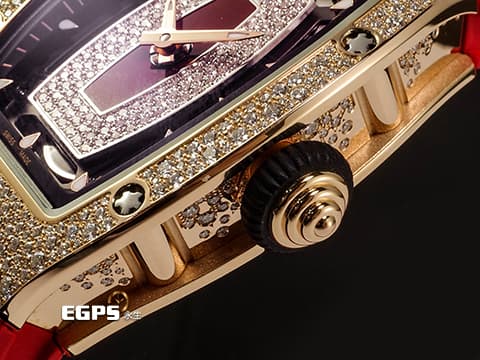 RICHARD MILLE 理查德•米勒 RM&nbsp; RM07-01&nbsp;紅唇 18K玫瑰金材質 原廠鑲嵌鑽石面盤、錶圈、錶扣&nbsp;錶腹鑲嵌宛如雪花般的頂級鑽石 2025年保單&nbsp;自動上鏈 45.66 x 31.40mm