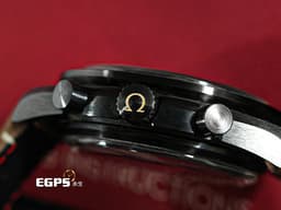 OMEGA 歐米茄 Speedmaster Chronograph 超霸 速霸 31192445101006 計時碼表 <font color=#4F4F4F>Dark Side of the Moon「月之暗面」陶瓷面盤</font> 黑陶瓷錶殼 <font color=#be9672>復古色刻度、夜光指針時標</font> 同軸擒縱 自動上鏈 44.25mm