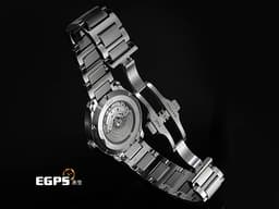 PIAGET 伯爵 Polo Date系列 G0A49022 經典 枕型 不鏽鋼材質&nbsp;<font color="#228B22">綠色橫條紋雕紋面盤</font> <font color="#FF0000">2025年保卡</font>&nbsp;自動上鍊 42mm