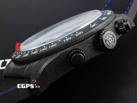 TUDOR 帝舵 Black Bay Chrono “Carbon 25” M79377KN-0001 黑色碳纖維材質 79377&nbsp;碳纖維材質計時盤 F1賽車圖案鈦金屬底蓋 「極速白」 F1車隊紀念款 限量2,025支 2025年保卡&nbsp;自動上鍊 42mm