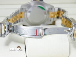 ROLEX 勞力士 GMT-Master II 蠔式 格林威治型 126713GRNR <font color="#9c9893">灰</font><font color="#4F4F4F">黑</font>雙色陶瓷錶圈 皮蛋圈 126713 GRNR <font color="#f5dea8">18K黃金 半金款</font> 兩地時間 <font color="#FF0000">2025年保卡 部分原廠膠膜 僅試戴 紀念型（Jubilee）五銖錶帶</font> 自動上鍊 40mm