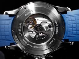 CORUM 崑崙 Bubble 47 US Flag 泡泡錶 082.310.20/0373 US01 <font color=#CE0000>美國</font><font color=#0066FF>國旗</font> 不鏽鋼 大三針 L082/03263 <font color=#FF0000>特殊半球體拱形藍寶石水晶鏡面 限量88只</font> 自動上鍊 47mm