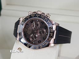 ROLEX 勞力士 Cosmograph Daytona 宇宙計時型 迪通拿 116515LN&nbsp;<font color="#D2691E">絕版阿拉伯數字時標巧克力色面盤 搭配Rubber B橡膠錶帶 </font>116515 LN 永恆玫瑰金&nbsp;陶瓷外圈 計時碼表&nbsp;<font color="#FF0000">2016年保卡&nbsp;</font>賽車錶 自動上鍊 40mm