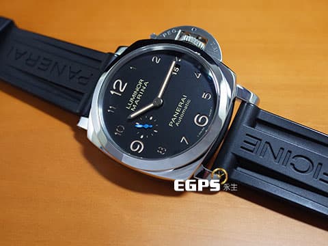 PANERAI 沛納海 Lumnior Marina 1950 PAM01359  經典三明治面盤 菸草色時標 PAM1359 藍色小秒針 三日鍊  菸草面 三明治面盤  絕版經典透明錶背款   自動上鍊 44mm