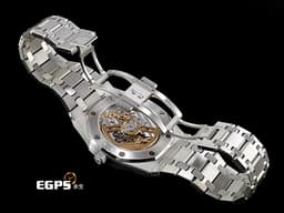 AUDEMARS PIGUET AP錶 愛彼 ROYAL OAK 皇家橡樹系列
「JUMBO」 16202BC.OO.1240BC.02 18K白金材質 <font color="#05f0f0">超薄錶殼款式 藍色粒面裝飾錶面</font> <font color="#ff0000">2026年保卡 已貼膜</font>&nbsp;自動上鍊 39mm



