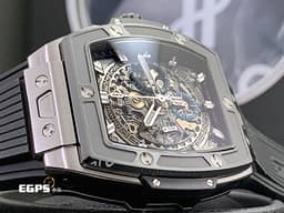 Hublot 宇舶 Spirit of Big Bang 大爆炸 靈魂系列 642.NM.0170.RX 計時碼表 <font color="#05f0f0">鈦金屬材質 黑色陶瓷錶框</font> <font color="#ff0000">鏤空面盤 2022年電子保單 快拆式錶帶 </font>自動上鍊 42mm