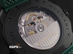 BVLGARI 寶格麗 Octo Roma 103925 黑色DLC不鏽鋼材質&nbsp;<font color="#47b370">綠色巴黎釘紋錶盤 快拆功能錶帶</font><font color="#FF0000">&nbsp;2025年保卡</font>&nbsp;自動上鍊 41mm