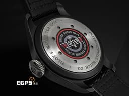 IWC 萬國錶 Big Pilot 大飛行員 IW502902 七日鍊 黑陶瓷材質&nbsp;<font color="#FF0000">經典南北月相 萬年曆、四位數字年份顯示</font><font color="#0000E3">&nbsp;海軍空戰部隊圖案錶背&nbsp;</font>自動上鍊 48.6mm