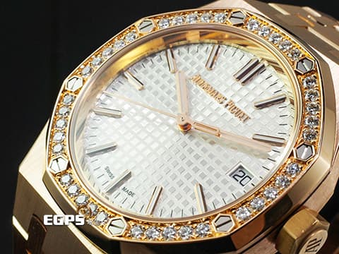 Audemars Piguet 愛彼 AP錶 Royal Oak 皇家橡樹 15551OR.ZZ.1356OR.04 原廠鑲嵌鑽石錶圈 白色Grande Tapisserie格紋錶盤&nbsp;15510 OR 玫瑰金&nbsp;2023年保卡&nbsp;自動上鍊 37mm