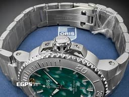ORIS豪利時 Oris Aquis Date x Bracenet特別版 0173377304137 <font color="#058703">獨一無二的綠色萬花筒紋理 每支紋路皆不同 海洋保護聯名款 原廠膠膜全新未拆封</font>&nbsp;不鏽鋼材質 <font color="#ff0000">2025年保單</font> 潛水錶 自動上鍊 43.5mm