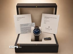H. Moser &amp; Cie.亨利慕時 Heritage 8200-1201&nbsp;<font color="#0582f5">Funky Blue fumé 電光藍煙燻太陽紋面盤</font><font color="#2828FF">&nbsp;</font><font color="#0582f5">立體阿拉伯數字時標</font> 不鏽鋼材質&nbsp;<font color="#FF0000">2022年保單</font> 自動上鍊 42mm