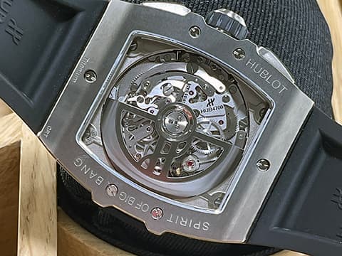 Hublot 宇舶 Spirit of Big Bang 大爆炸 靈魂系列 642.NM.0170.RX 計時碼表 鈦金屬材質 黑色陶瓷錶框 鏤空面盤 2026年電子保單 快拆式錶帶 極新品&nbsp;自動上鍊 42mm
