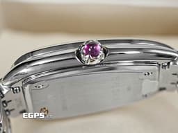 BVLGARI 寶格麗 Serpenti Seduttori系列 103937 <font color="#c2c1c1">銀白色面盤搭配羅馬數字時標</font>&nbsp;經典&nbsp;<font color="#fa00fa">六角形蛇鱗鍊節錶帶</font>&nbsp;不鏽鋼材質&nbsp;<font color="#FF0000">2026年保單</font>&nbsp;石英機芯 33mm