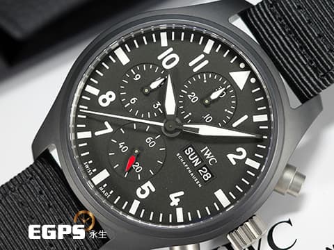 IWC 萬國 Pilot`s Chronograph 飛行員系列 IW389101 計時碼表 星期日期顯示「Top Gun」海軍空戰部隊 黑陶瓷錶殼 2021年保卡&nbsp;自動上鏈 44.5 mm