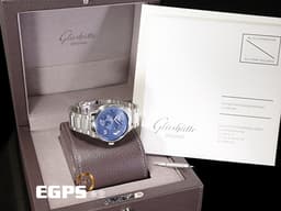 Glashutte Original 格拉蘇蒂 Pano Matic Lunar 偏心系列 1-90-02-46-32-71 <font color="#0080FF">藍色面盤</font> 月相盈虧 大日期窗 小秒針 不鏽鋼 <font color="#ff0000">德國腕��工藝 招牌雙鵝頸、3/4夾板、偏心面盤 2024年台灣公司貨</font> 自動上鍊 40mm
