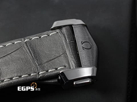 OMEGA 歐米茄 Speedmaster Chronograph 超霸 速霸 Grey Side of the Moon「月之暗面」灰色陶瓷錶殼 31163445199001 玫瑰金外圈 Gibeon 隕石面盤 計時碼表 2021年台灣公司貨 同軸擒縱 自動上鍊 44.25mm