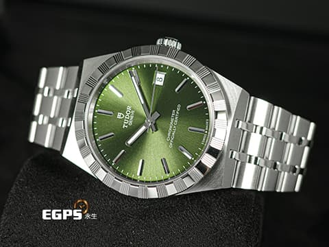 TUDOR 帝舵 Royal 皇家系列 2836C1A0-0103 不鏽鋼材質 綠色太陽紋面盤  割坑紋與磨光飾面間隔錶圈 2026年保卡 「T-fit」摺扣 自動上鍊 36mm